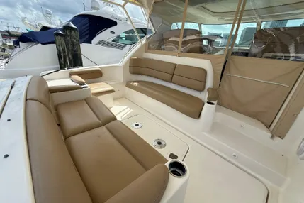 2014-tiara-yachts-4500-sovran-power-9705298-20250305131713633-1_XLARGE