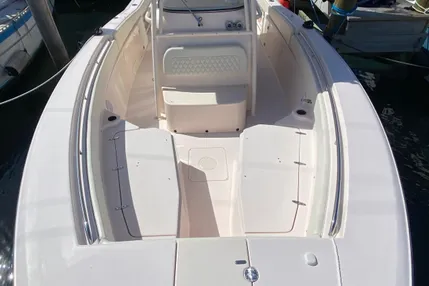 2016-grady-white-canyon-306-power-9678924-20250209193928422-1_XLARGE