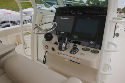 2018-boston-whaler-380-outrage-power-9748583-976253108-0-050420251517-9