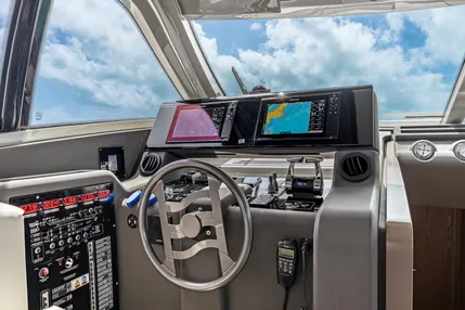 2018-ferretti-yachts-550-power-9756458-976713117-0-120420250917-50