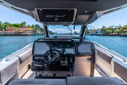 2018-nor-tech-560-sport-center-console-power-9660424-20250513121523557-1_XLARGE