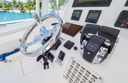 2019-intrepid-400-center-console-power-9827822-20250605070430880-1_XLARGE