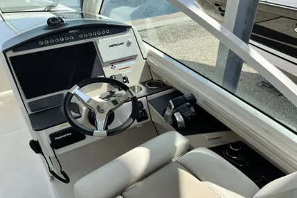 2020-boston-whaler-320-vantage-power-9767793-977258773-0-230420251355-5