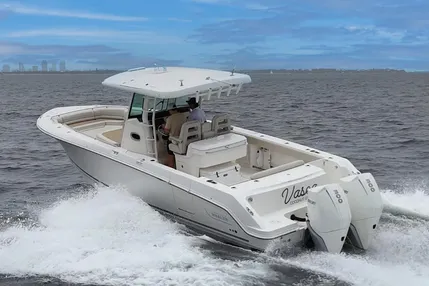 2021-boston-whaler-330-outrage-power-9871633-20250714090150357-1