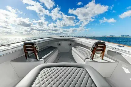 2021-valhalla-boatworks-v-37-power-9611052-20241126090612456-1_XLARGE