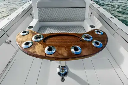 2021-valhalla-boatworks-v-37-power-9611052-20241126090614474-1_XLARGE