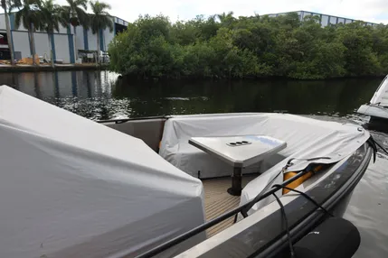 2021-vanquish-yachts-vq40-power-9651219-20250110051741283-1_XLARGE