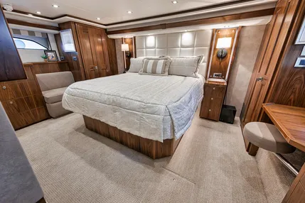 2021-viking-80-convertible-power-9703239-20250304053649863-1_XLARGE