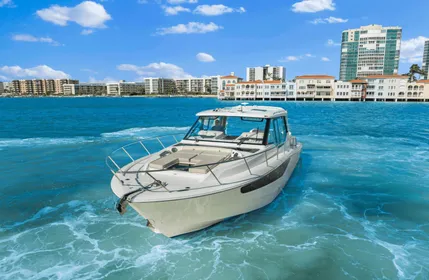 2022-boston-whaler-405-conquest-power-9720872-976400286-0-080420251026-0