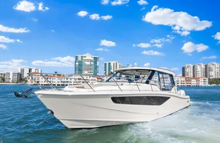 2022-boston-whaler-405-conquest-power-9720872-976400314-0-080420251027-7