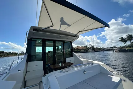 2022-tiara-yachts-c39-coupe-power-9619664-20241122063413168-1_XLARGE