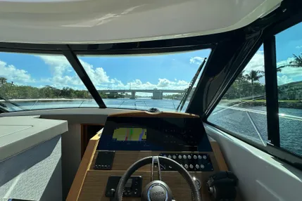2022-tiara-yachts-c39-coupe-power-9619664-20241122063436210-1_XLARGE