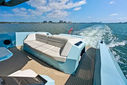 2022-vanquish-yachts-vq58-power-9367094-20240426050838361-1_XLARGE