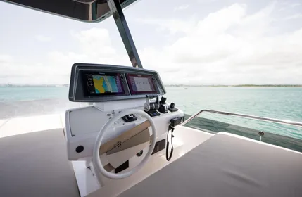 2023-ferretti-yachts-720-power-9508667-20240816081422559-1_XLARGE