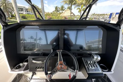 2023-nor-tech-390-sport-center-console-power-9746423-20250409184303334-1_XLARGE