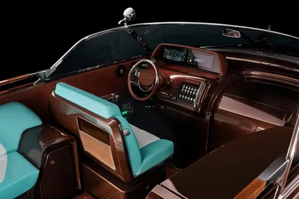 2023-riva-anniversario-power-9835684-20250611134049732-1_XLARGE (1)