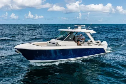 2023 Tiara Yachts 34 LS| 34'