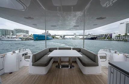 2024-azimut-magellano-66-power-9657925-20250127064550370-1_XLARGE