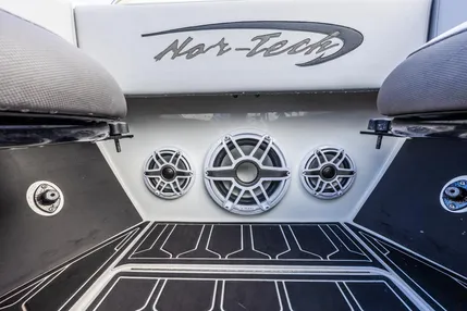 2024-nor-tech-392-super-fish-power-9586073-20241218160849672-1_XLARGE