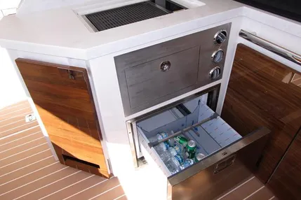 2024-tiara-ls-power-9623589-20241127113015732-1_XLARGE