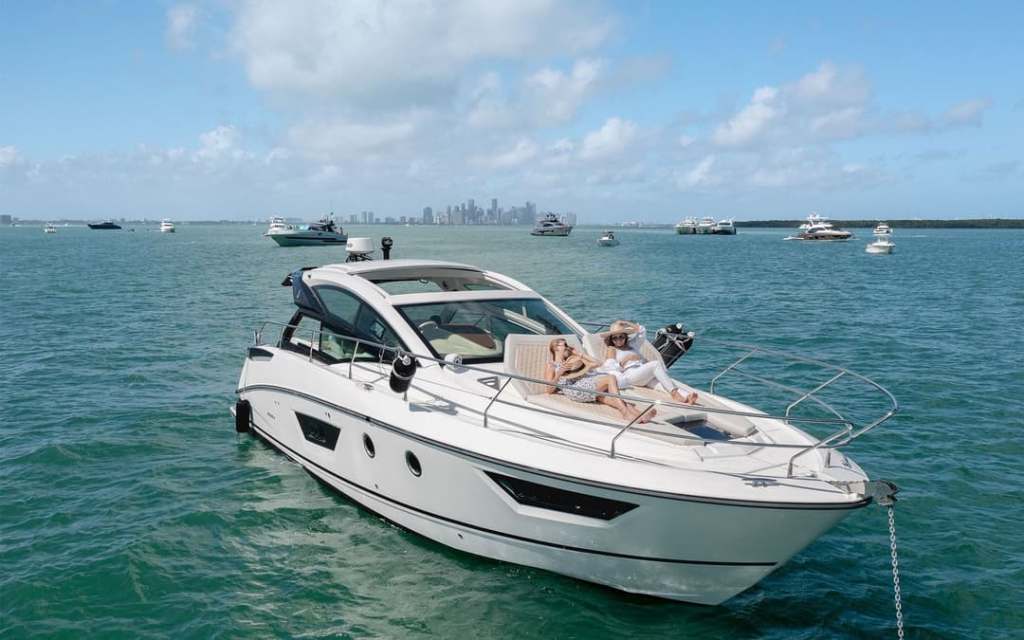 42_beneteau_1679412917590