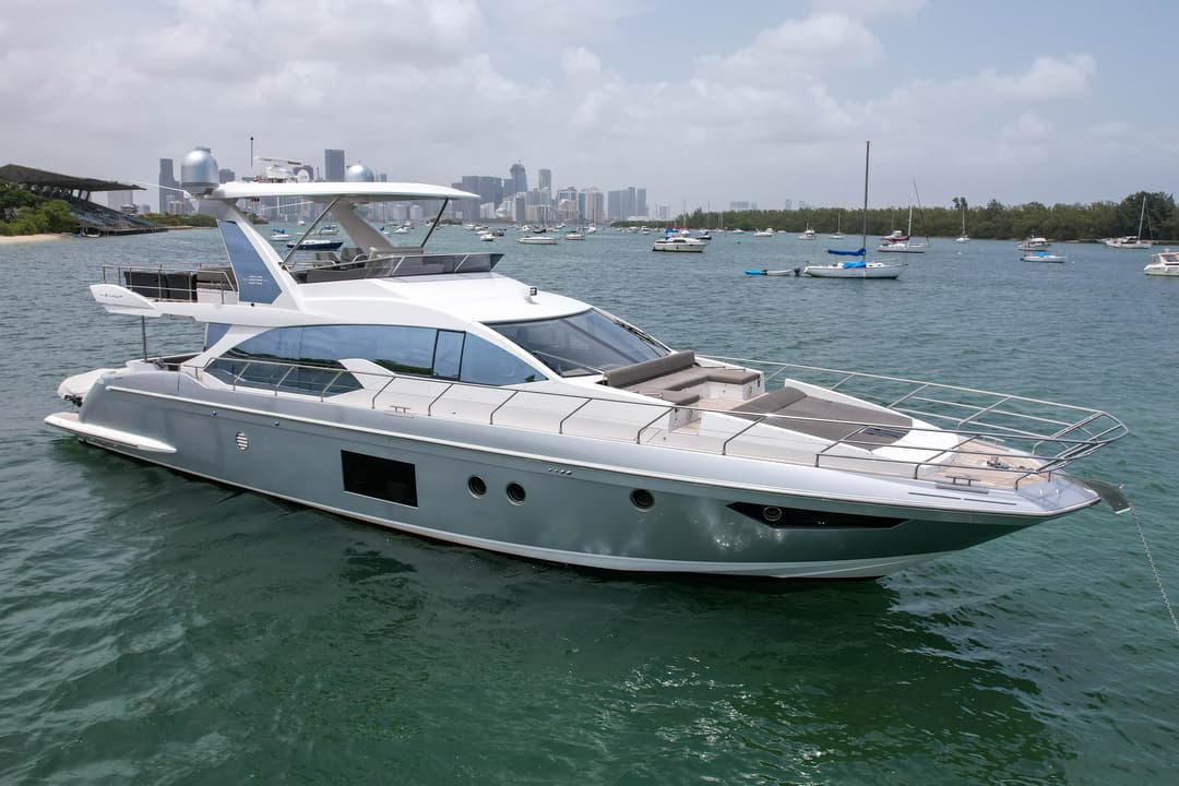 66' Azimut Fly
