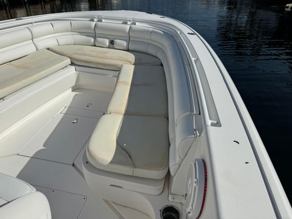 2014-intrepid-327-center-console-power-9783259-20250505194602167-1_XLARGE
