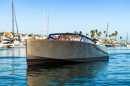 2015 VanDutch 40| 40'