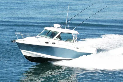 2018 Boston Whaler 315 Conquest| 31'