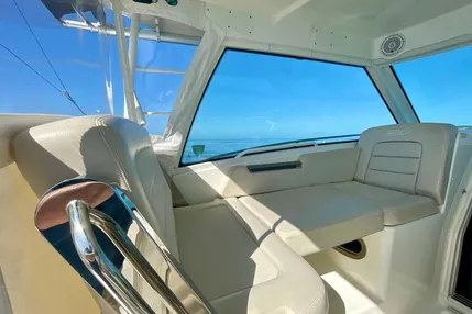 2018-boston-whaler-315-conquest-power-9751074-20250408160107468-1_XLARGE
