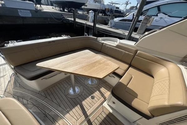 2018-sea-ray-sundancer-350-coupe-power-9835225-20250810090203116-26