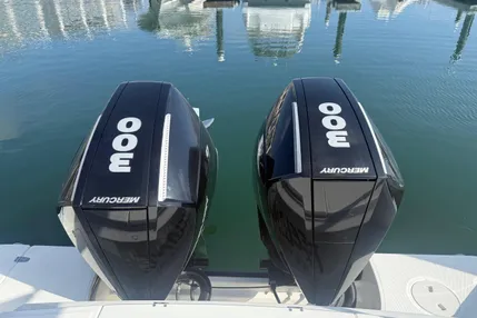 2021-boston-whaler-330-outrage-power-9851857-20250625095340802-1