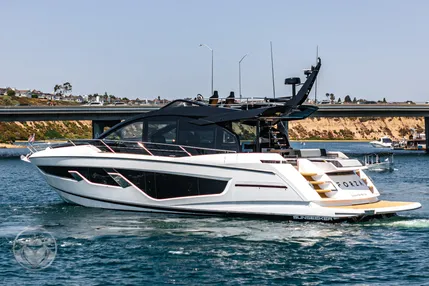 2022-sunseeker-65-sport-yacht-power-9443459-20240625135538446-1_XLARGE