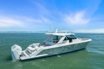2024 Tiara Yachts 48 LS| 48'
