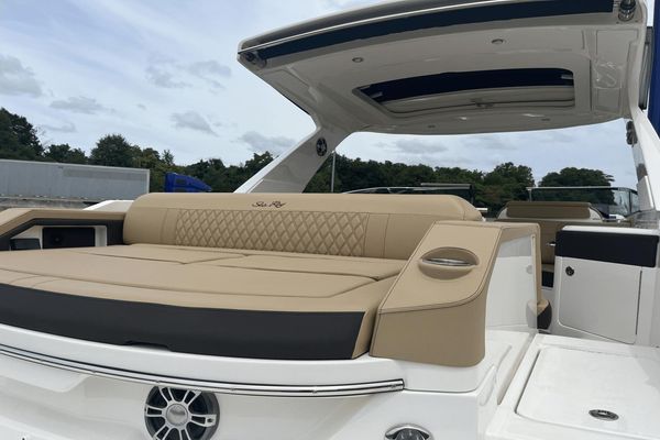 2025-sea-ray-310slx-power-9371588-966693333-0-060820241114-23
