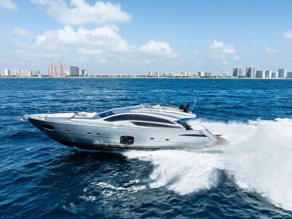 2017-pershing-82-power-9879206-20250729064125164-1
