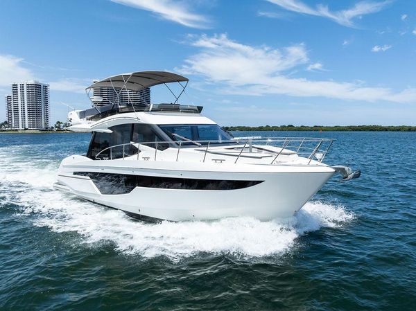 2019 Galeon 500 Fly