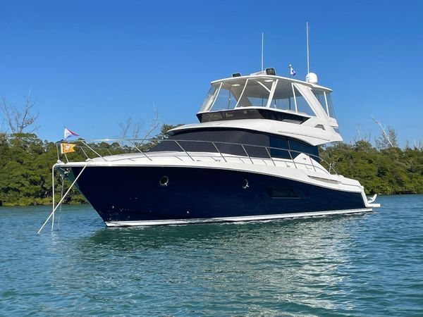 2021 Tiara Yachts F53 Flybridge