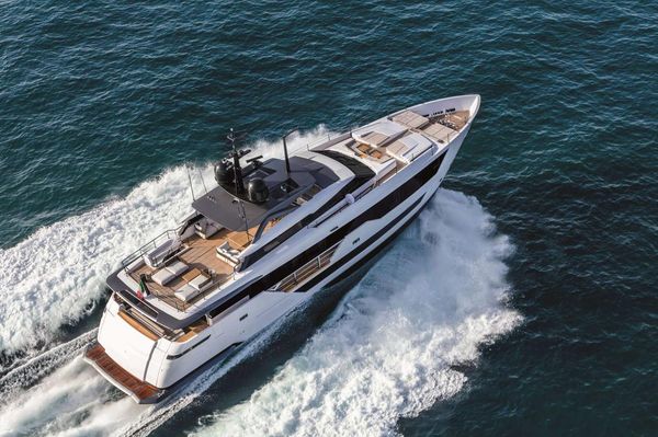 2023-ferretti-yachts-custom-line-106-power-9584157-20241016073647274-1_XLARGE