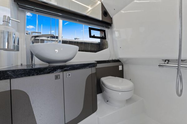 2024-galeon-325-gto-power-9786228-978019915-0-090520250649-46