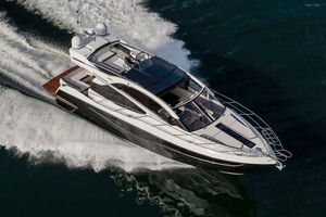 galeon-560-skydeck
